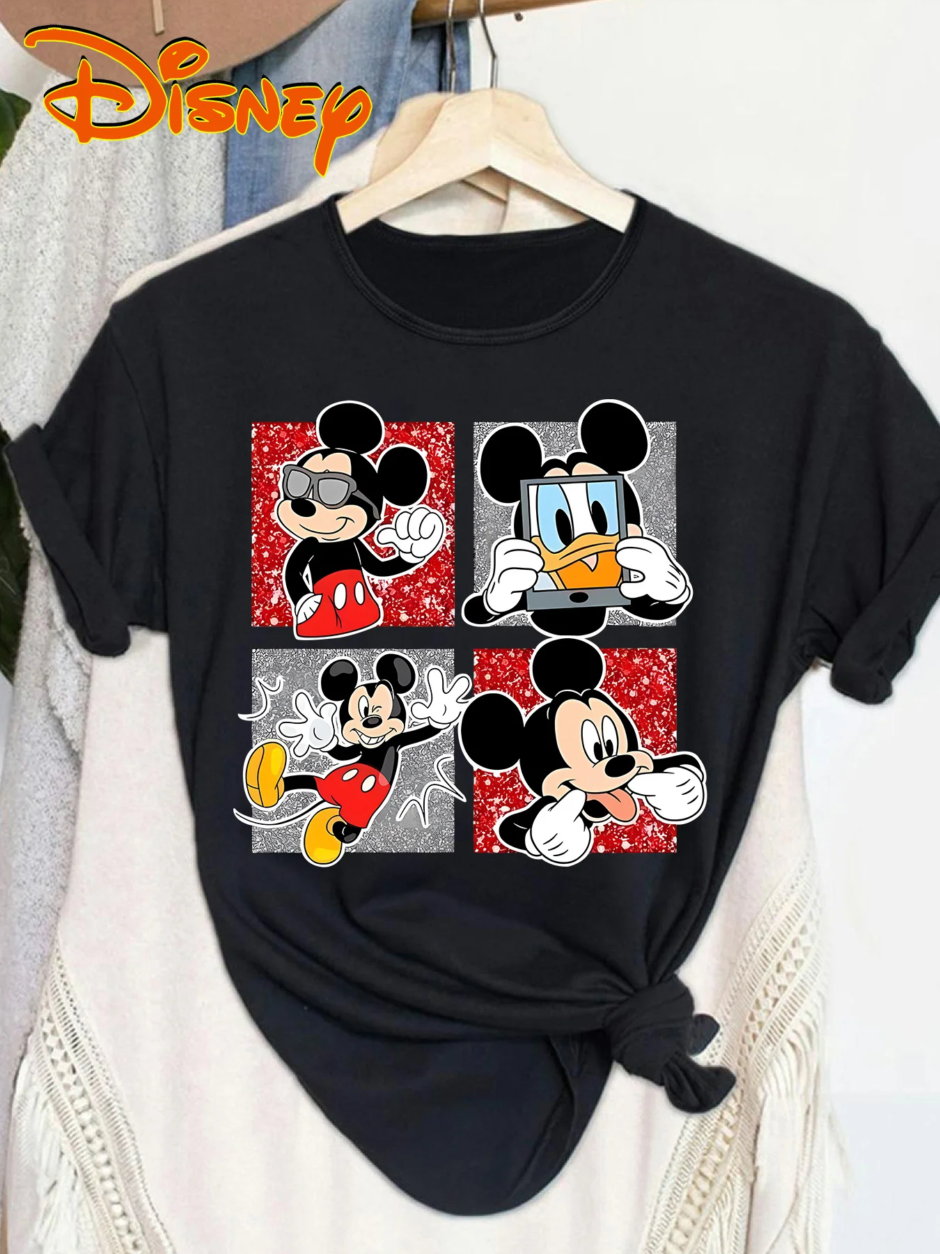 

2025 Disney Pattern Printed Women's Casual Comfortable Unique Smiling Face Black Round Neck Short Sleeve T-shirt