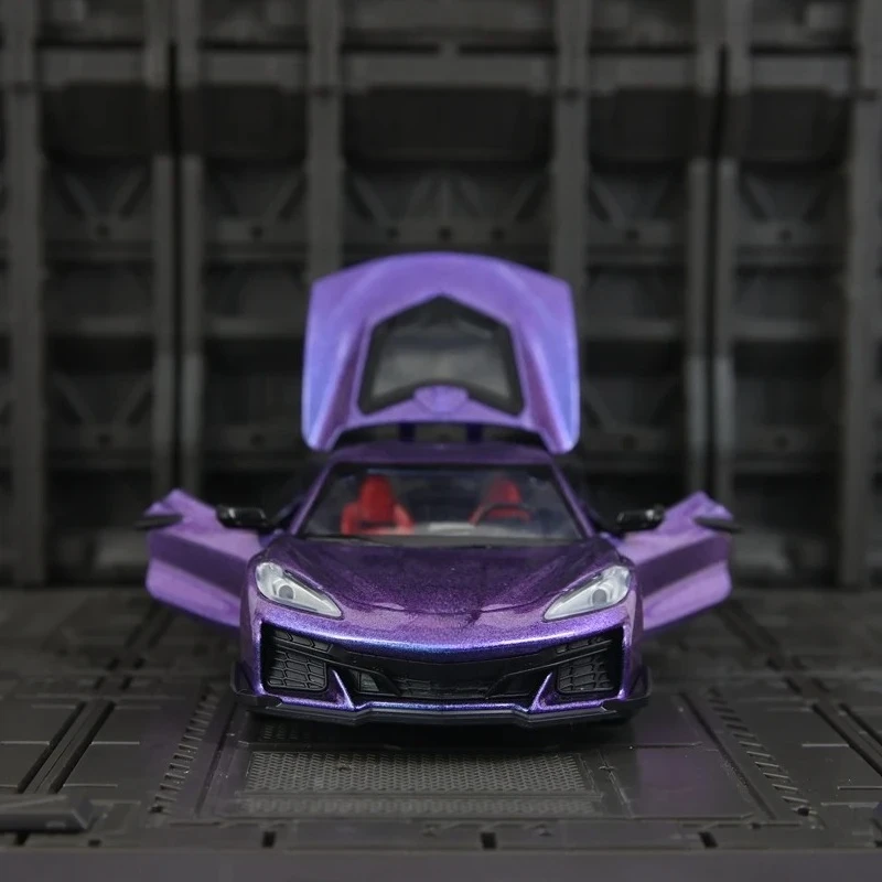 1:24 시뮬레이션 쉐보레 코르벳 Z06 2024 합금 자동차 모형 슈퍼카 장식, 도어 및 트렁크 개폐 가능, 어린이 선물