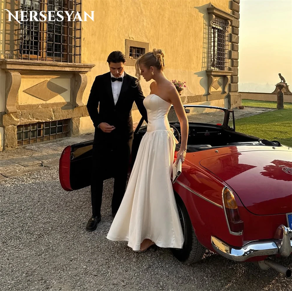 

Nersesyan Simple Wedding Dresses Off Shoulder Sweetheart Backless Sleeveless Bride Dress A Line 2025 Bridal Gowns Customized