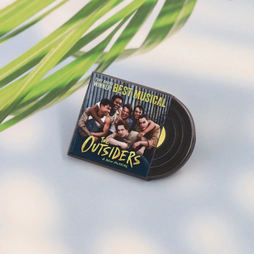 The Outsiders Record Shaped Metal Badge Classic Musical Group Portrait Lapel Pin Vinyl Record Badge Musical Enthusiasts Collect view 2
