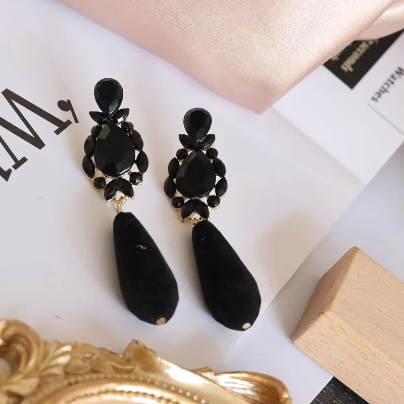 Korean new design fashion jewelry black crystal flocking water drop earrings elegant women's party accessories