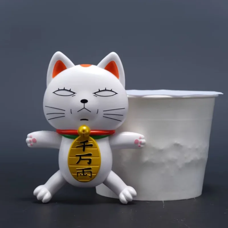 Dan da dan turbo vovó maneki neko estatueta de ação modelagem gato modelo personalizado brinquedo coleção pressionado macarrão instantâneo presente