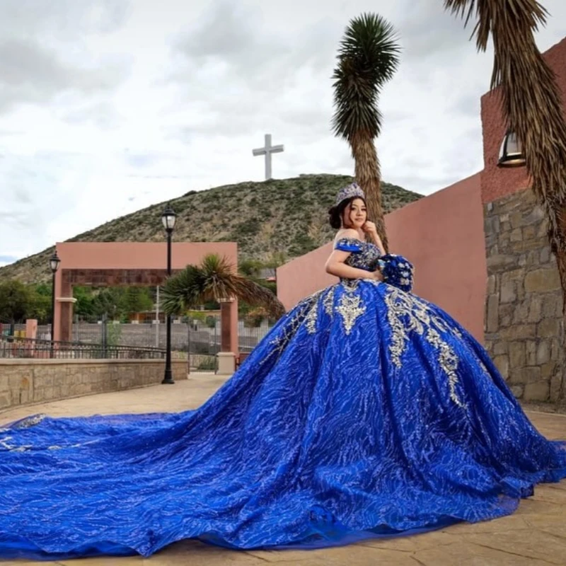 

Customized Shiny royal blue Quinceanera Dresses Off the Shoulder golden sequin applique Long tail Vestido 15 Quinceanera