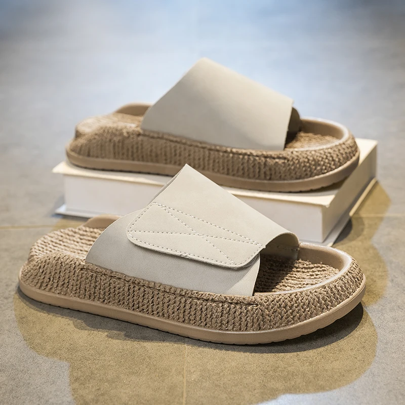 

Summer Men Trendy One-Strap Slippers Lightweight Outdoor Beach Slides