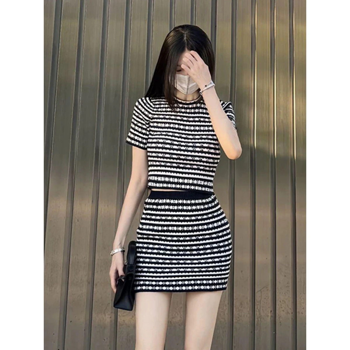 

Slim Fit High Waist ort Skirt And Knitted Top Color Blo Stripe Design Women's Faion Set Summer Collection Polyester