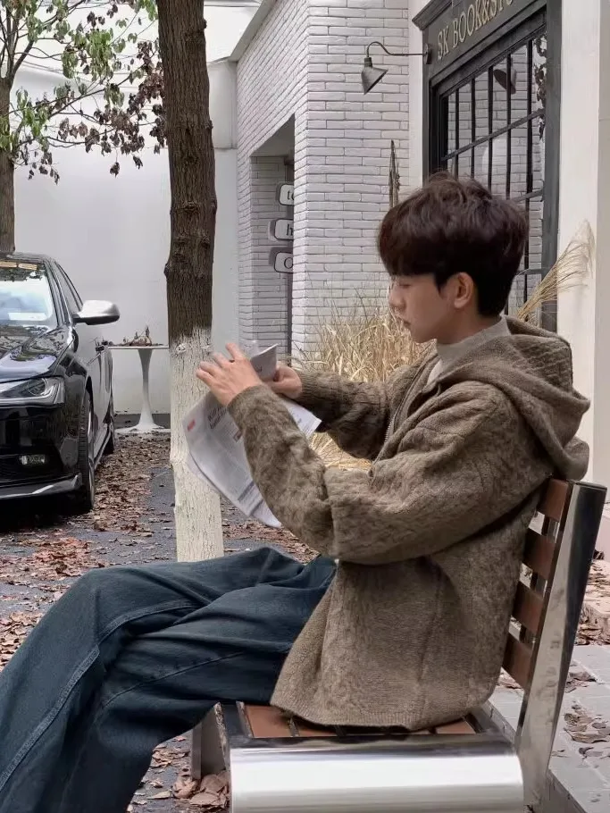 

Корейский мужской осенне-зимний вязаный свитер-кардиган в стиле ретро с капюшоном, теплый, свободного кроя, повседневный, с длинными рукавами