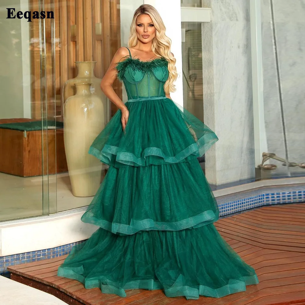 

Eeqasn Green Tulle Feathers Prom Dresses Formal Party Dress Layers Spaghetti Strap Women Evening Gowns Lace Up Pageant Dress