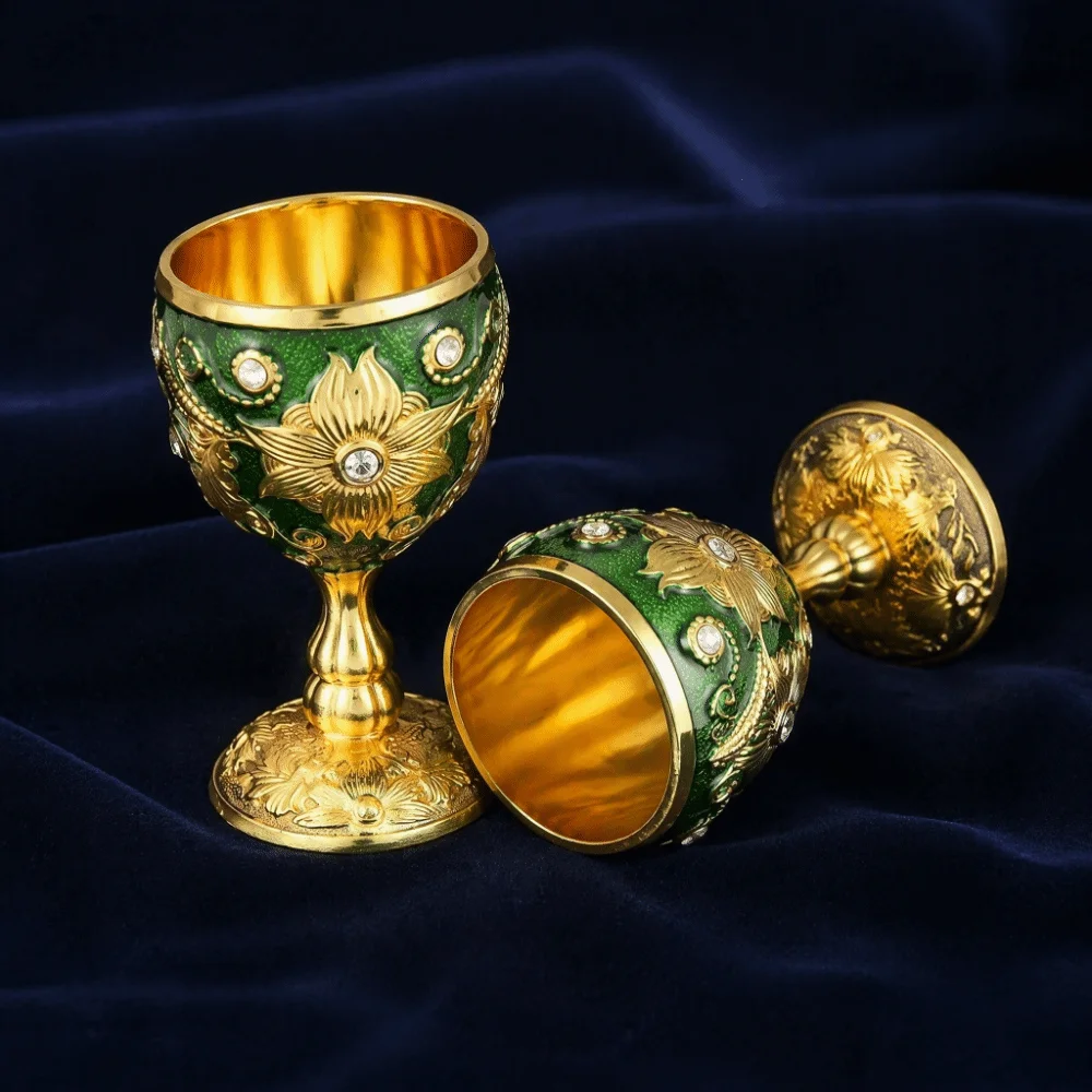 Flower Embossed Metal Chalice Goblet Rhinestone Decorative Vintage Wine Cup Medieval European Style Vodka Champagne Liqueur Cup