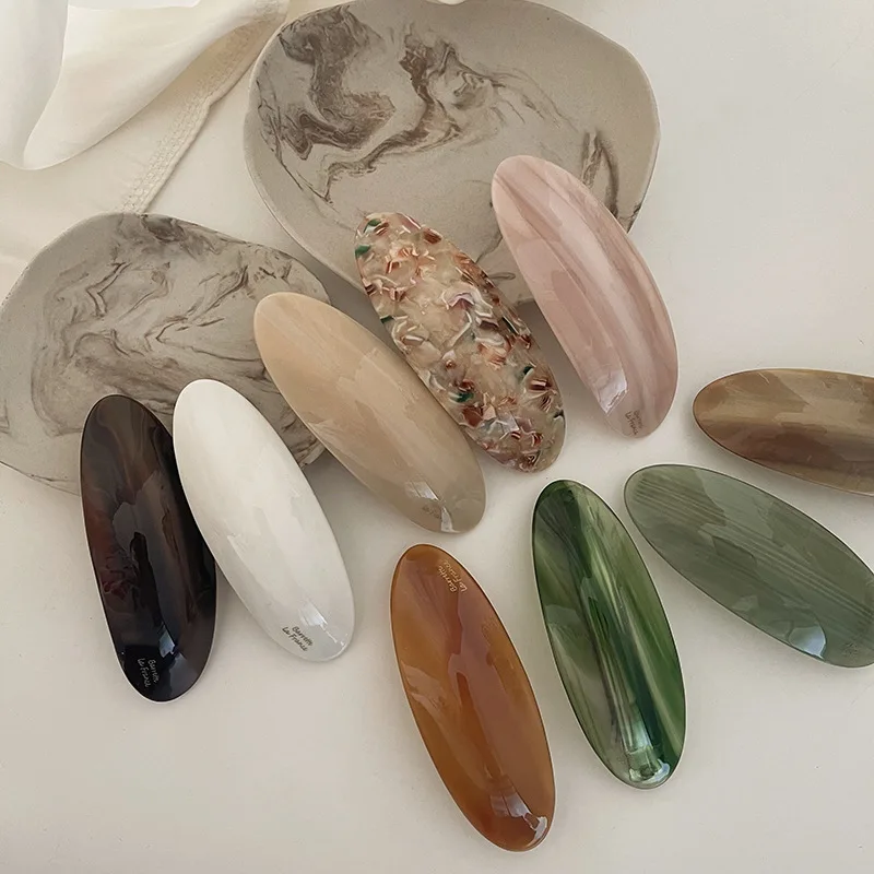 

Заколка для волос в корейском стиле ретро, простая, из ацетатного материала, с пружинным механизмом, универсальная, с золотой этикеткой, высококачественный аксессуар для волос для женщин.