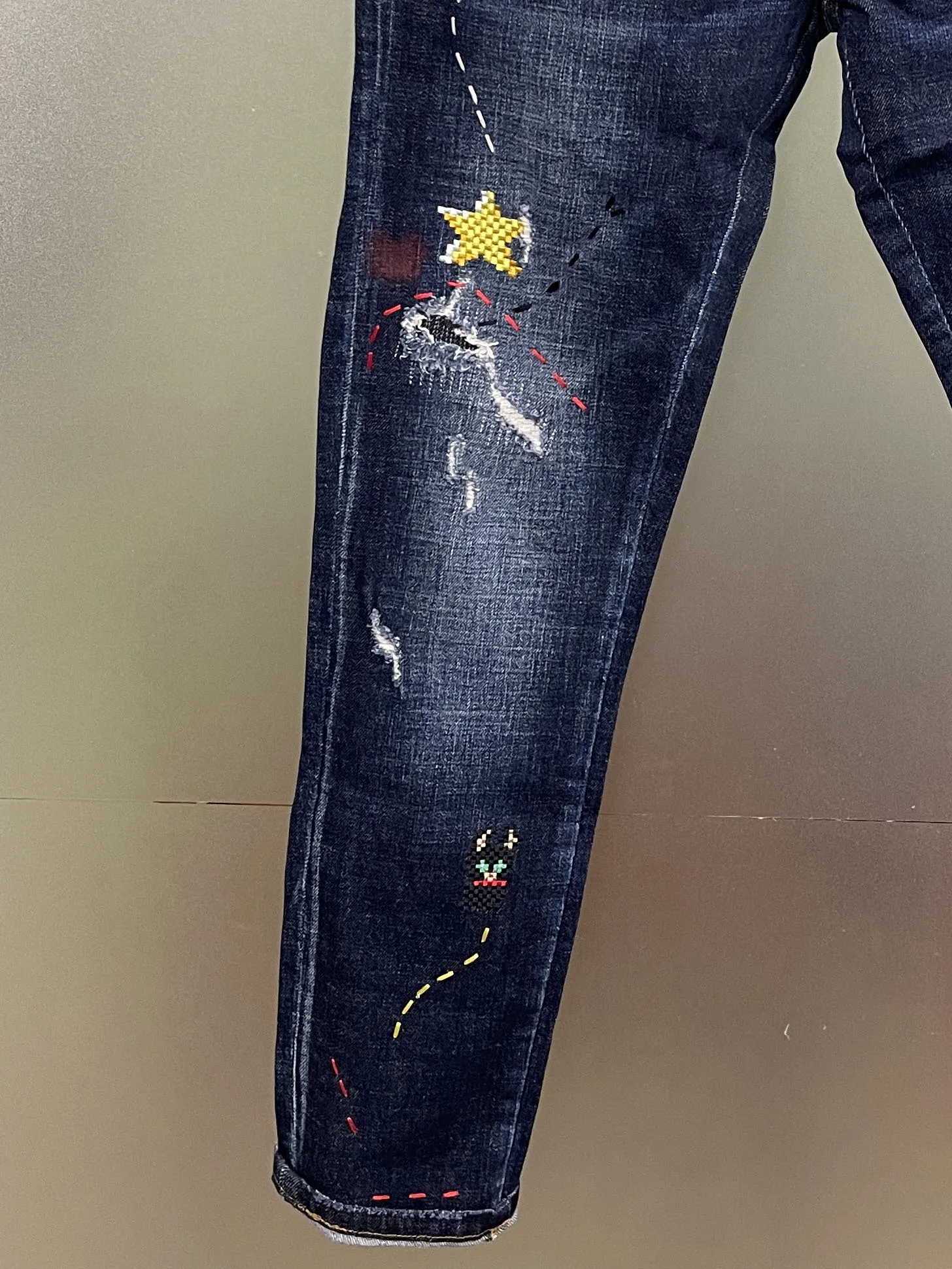 2024 Spring/Summer New D2 Jeans Men's Wash Printed Simple and Versatile Three Dimensional Cutting Small Feet Blue