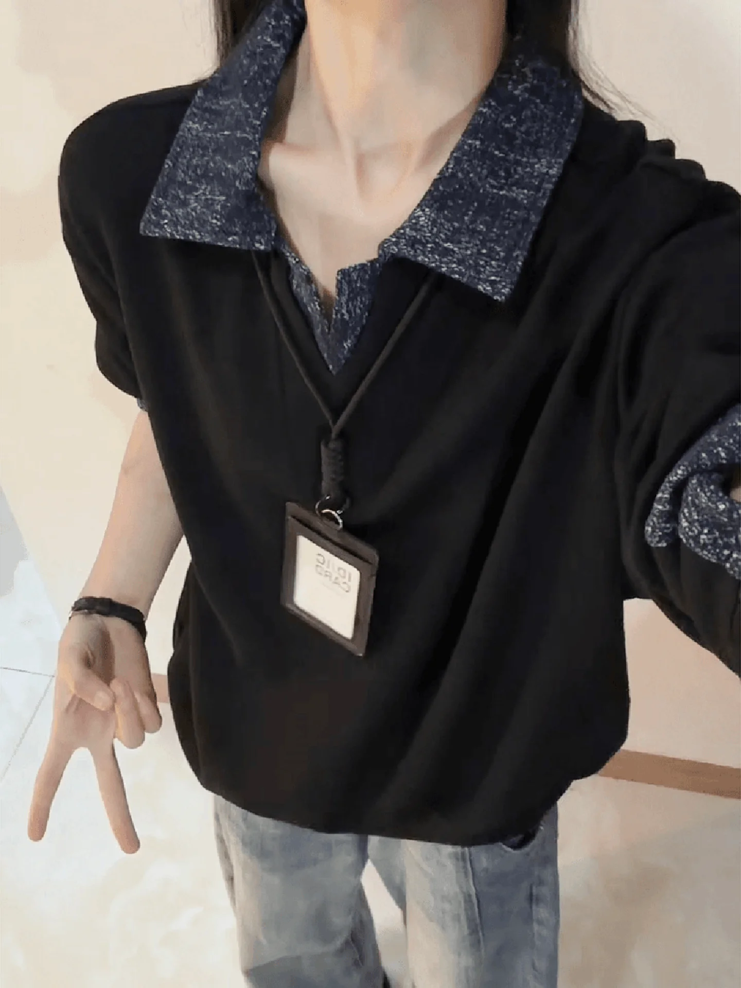 

Retro American Sle V-Ne Bla irt Hoodie Men's Long Sve Turn-down Collar Fake Two-Piece Spring 2026 High-End Fe...