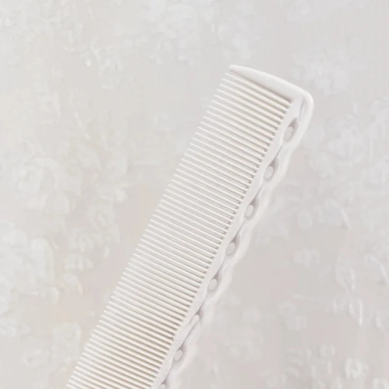 Professional Haircut Comb Hair Cutting Combs Barber Shop Hair Salon High Quality Hairdressing Tools Hairstylist Recommend Y0506