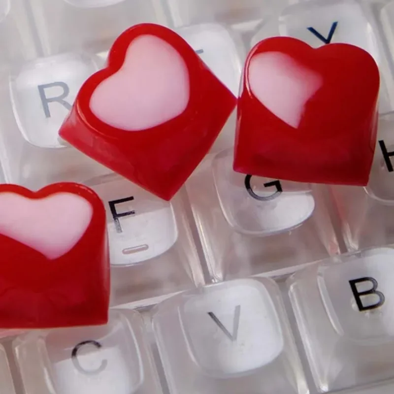 Red Laser Heart-shaped Keycaps 3D Transparent Creative Handmade Customized Keycap for MX Cross Switch Mechanical Keyboard Gifts