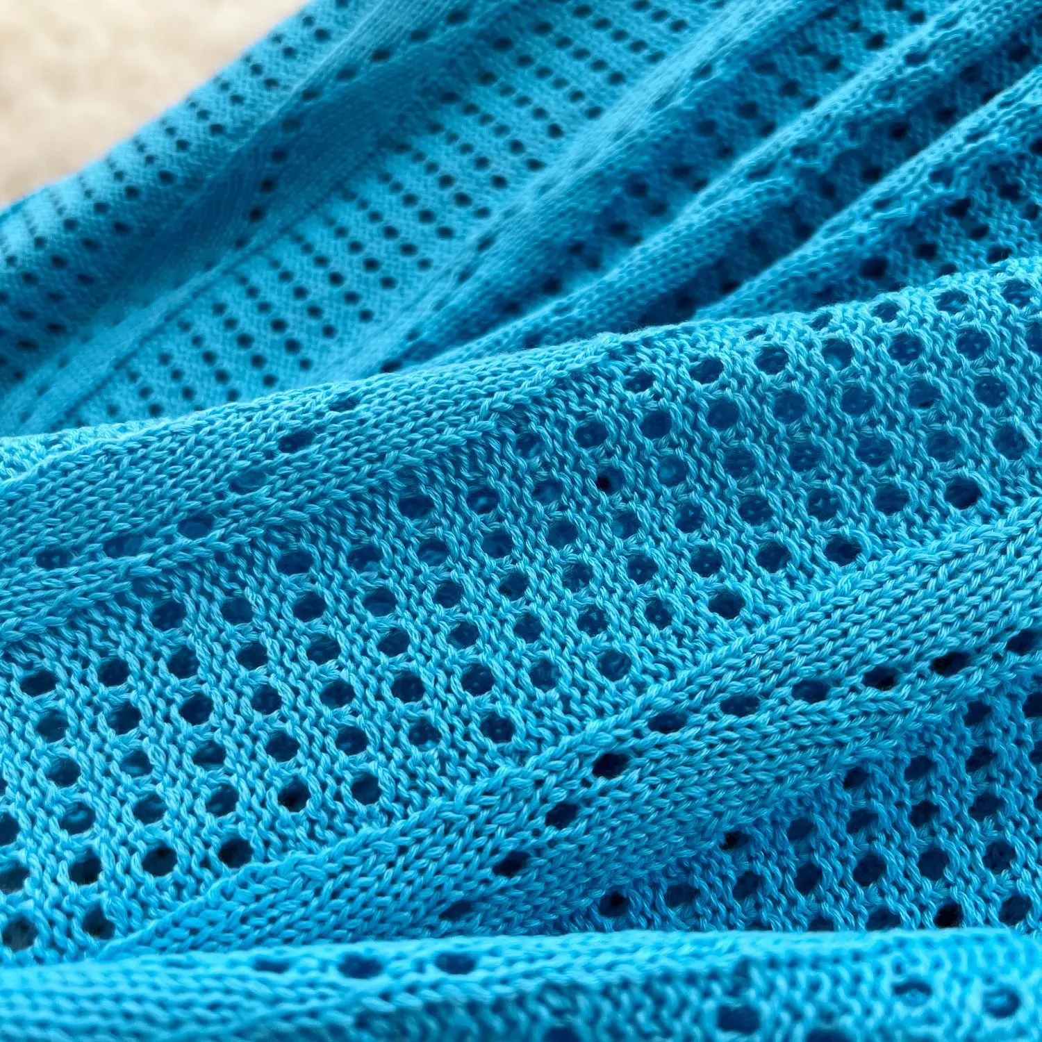 홀리데이 스타일 아우터와 속이 비치는 크로셰 니트 블라우스 스커트, 세련된 스탠드 넥 플라워 V넥 시스루 드레스