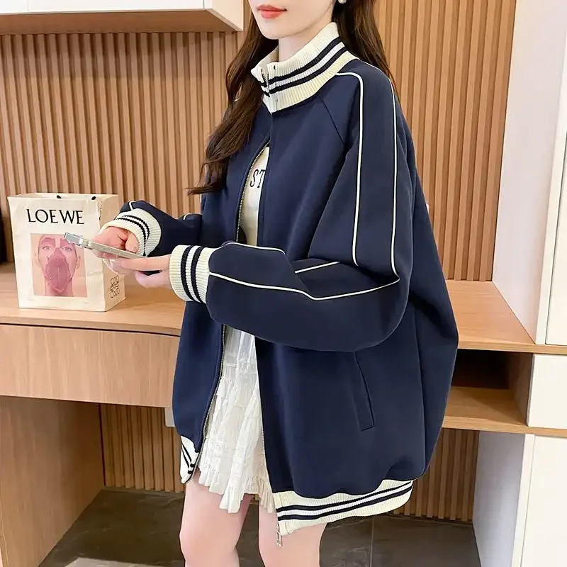 Giacca da baseball coreana rilassata foderata in peluche da donna Colletto alla coreana Cappotto invernale sportivo allentato Abbigliamento donna
