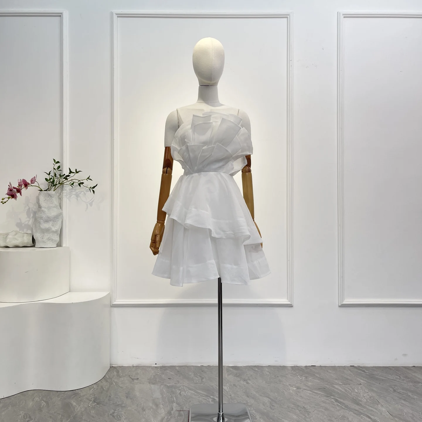 

2026 New Elegant Spring Summer White Organza Sculptural Neckline Layered Asymmetric Ruffles Party Women Mini Dress