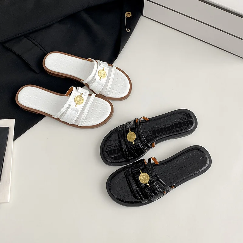 

Womens slippers French elegance casual easy-matching outdoor wear breathable mesh hollow-out travel beach flat shoes sandals