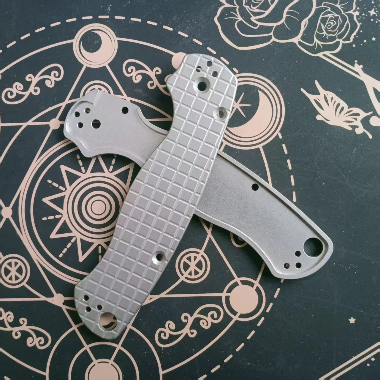 

1 Pair Titanium Alloy Handle Scales for Spyderco C81 Para 2 Folding Knives