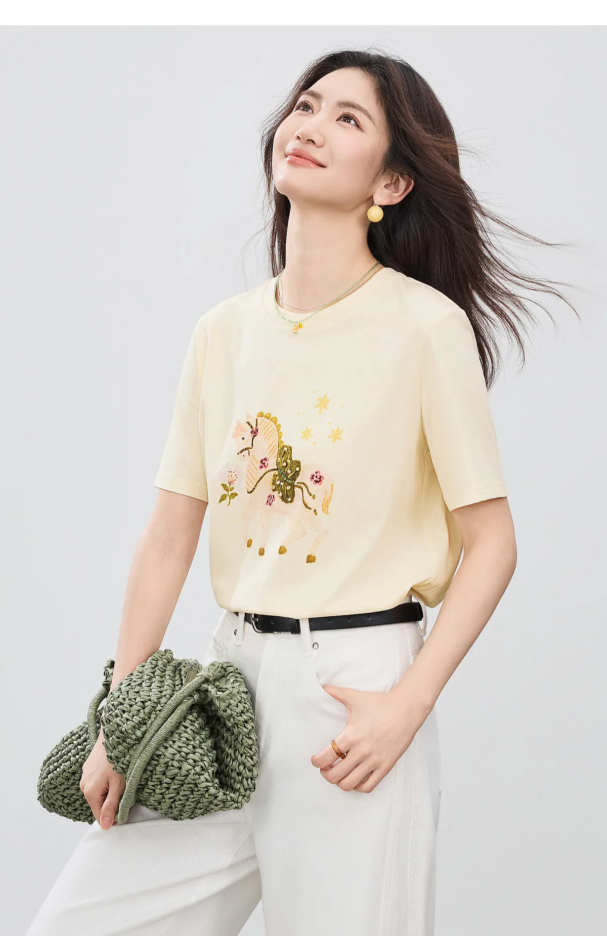 SENTUBILA Damen-T-Shirt mit Pferde-Print, 100 % Baumwolle, Sommer 2026, gerippter Rundhalsausschnitt, handbestickte Details, lässiges Alltags-Oberteil 162TG7259 – Detail 30
