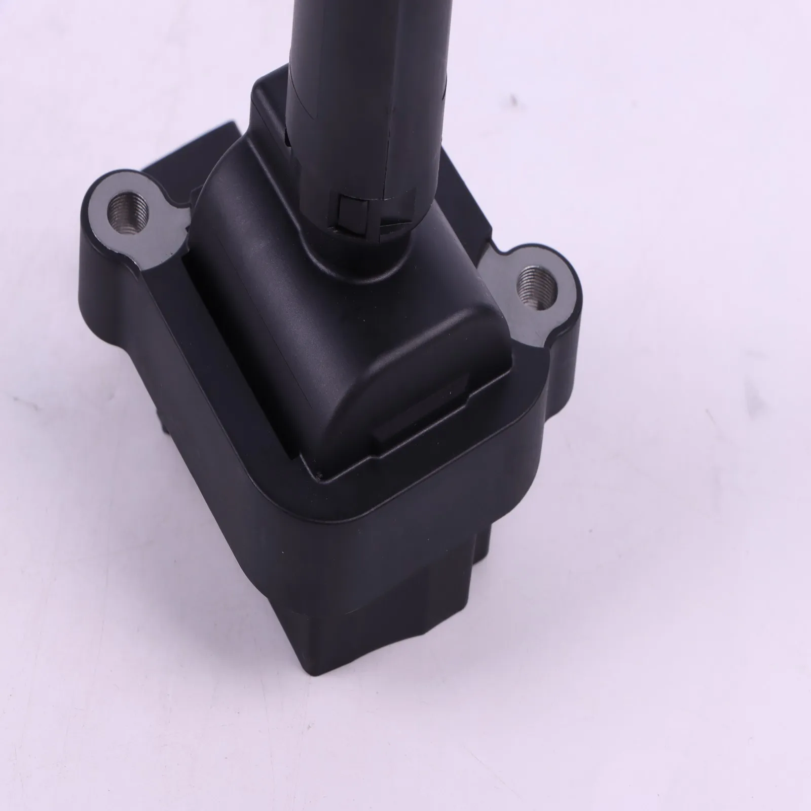 

Ignition Coil Assembly A0001502580 FOR Mercedes-Benz SLK250 C250 2012-2015 1.8L