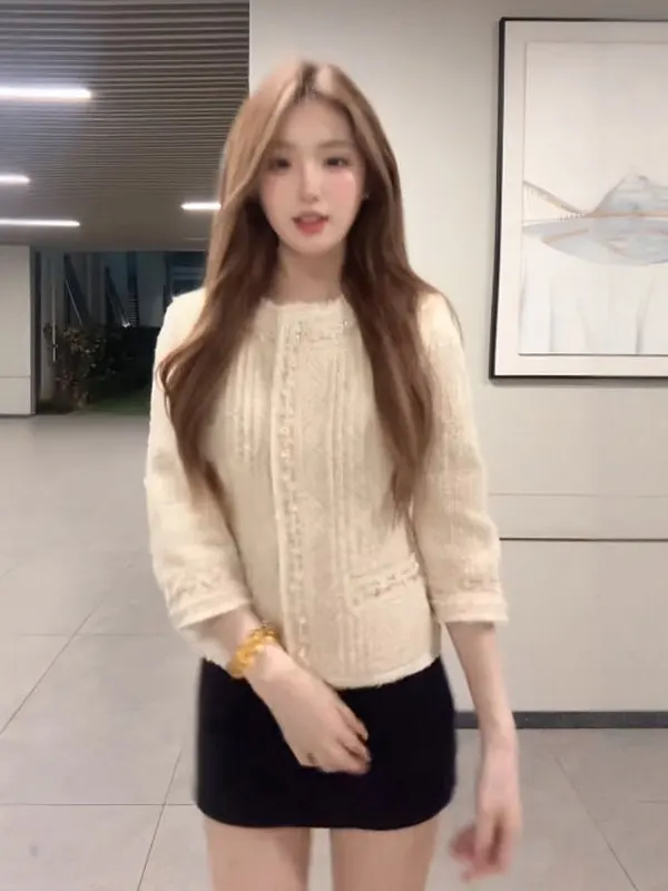 

Корейская элитная укороченная куртка из твида с круглым вырезом, ультрамодная, стильная, весна 2026, женская