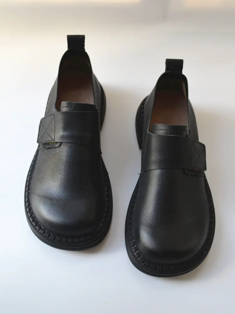 The Loose and Retro-looked Ugly Big Toe Shoes Made of Leather Are Suitable for Women's English Loafers