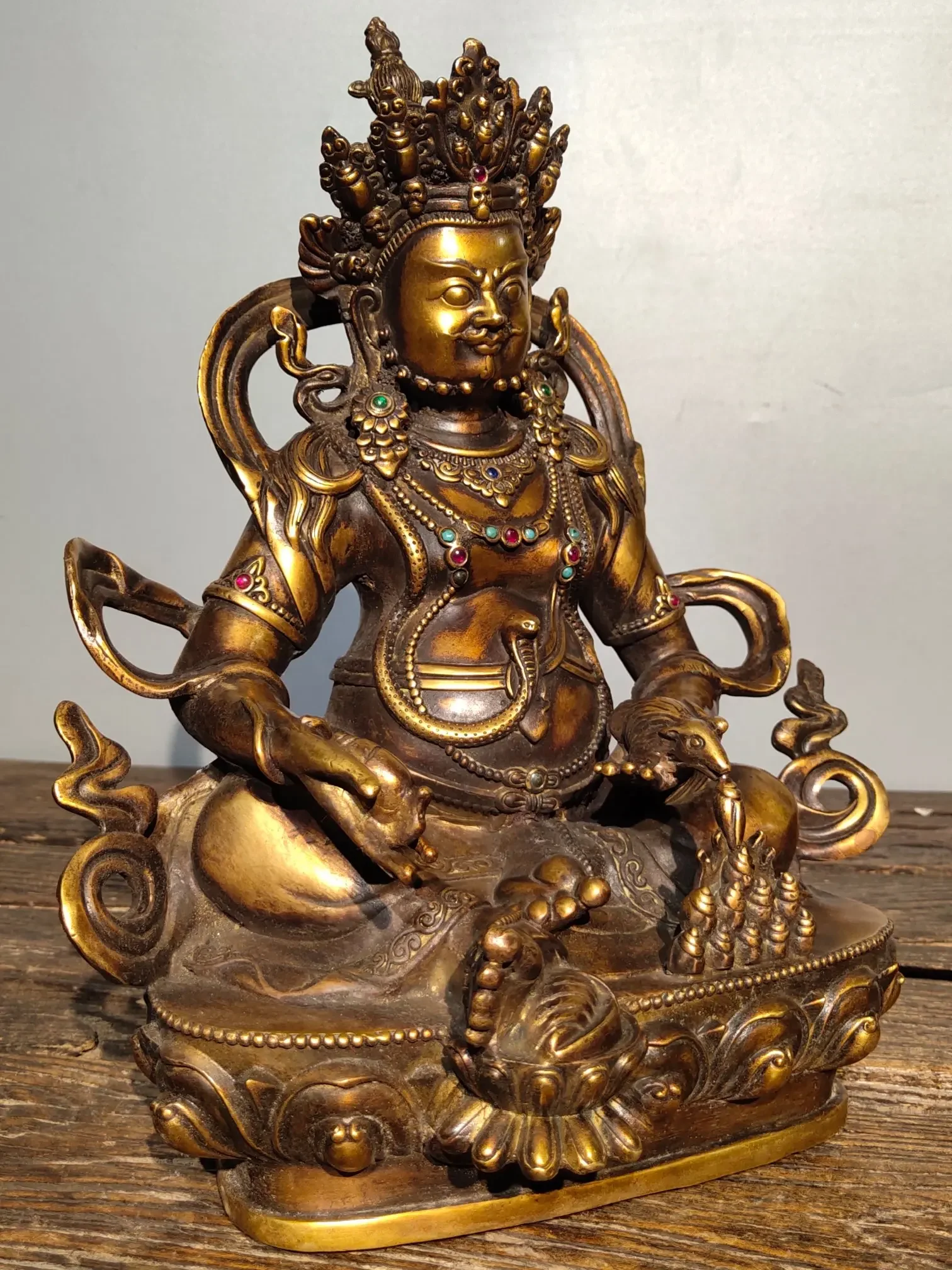 18th-20th Century Oriental Antique Artwork,Old Bronze Yellow Jambhala Tibetan Buddha Sculpture,Height 30CM,Long 25CM