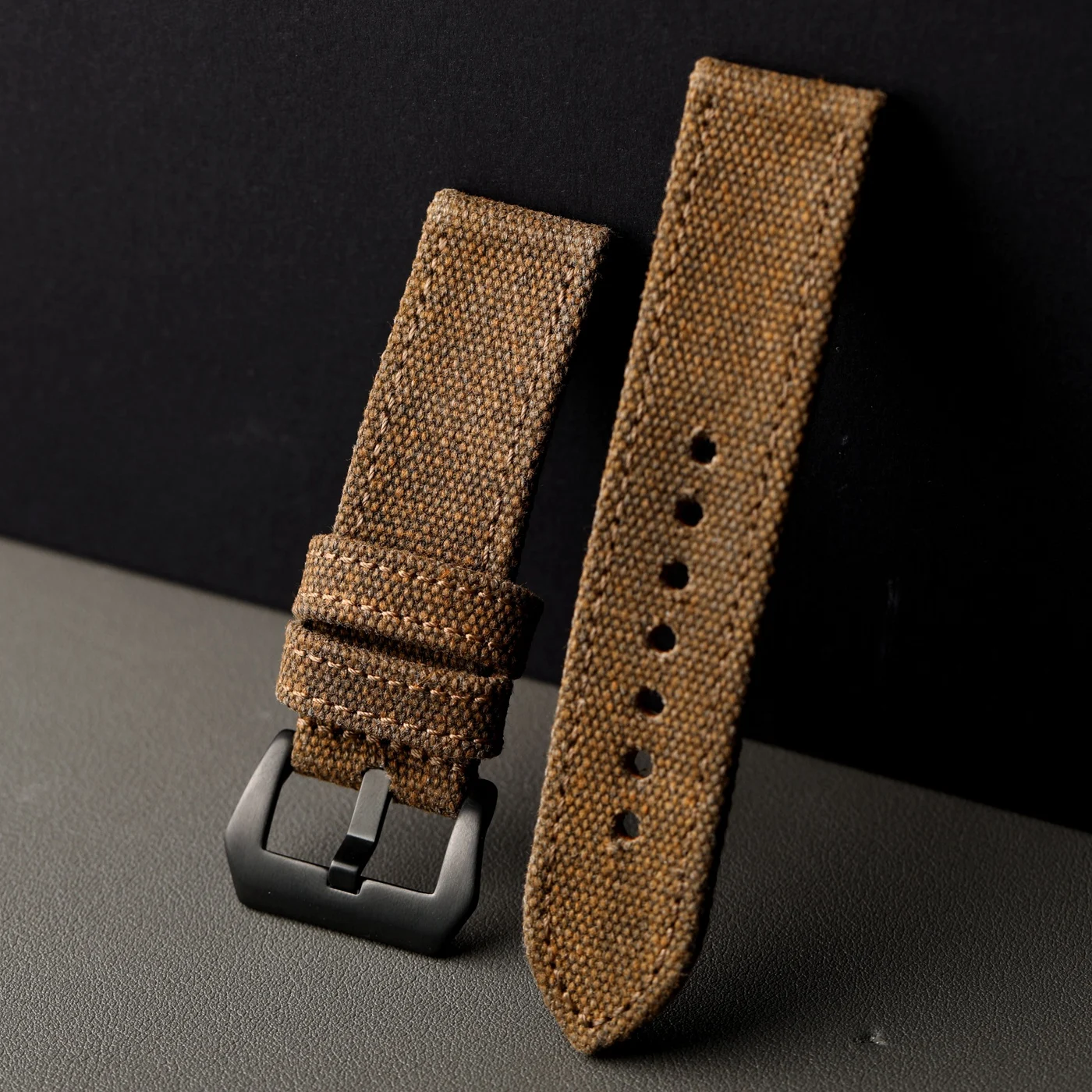 

High-end wear-resistant canvas watchband, 22MM/24MM waterproof men's brown watchband, rugged vintage style, suitable for mechani