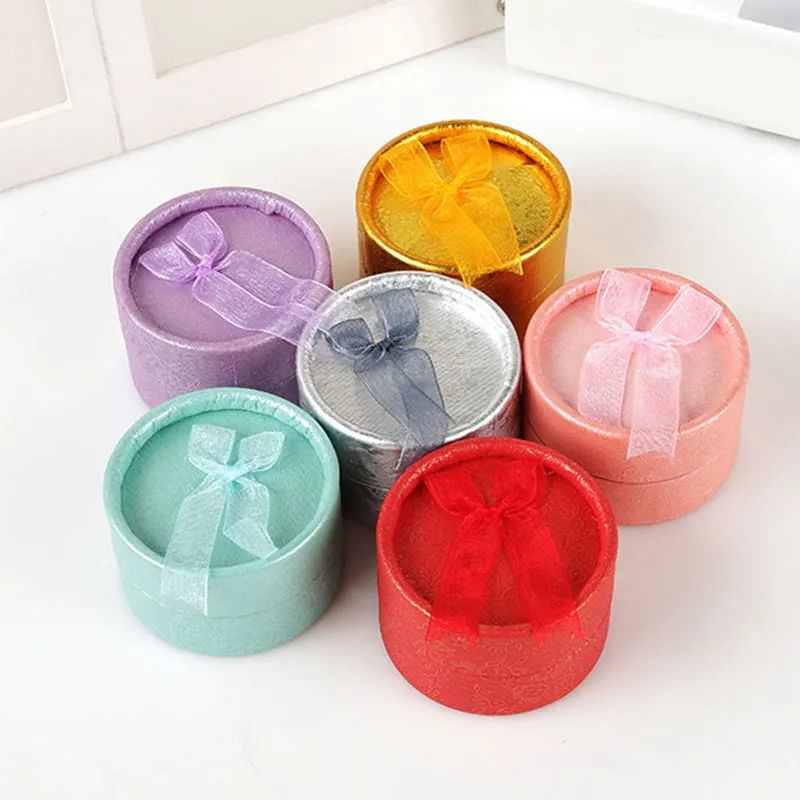 Portable Round Jewelry Box Necklaces Earrings Rings Jewelry Organizer Display Travel Jewelry Case Boxes Elegant Storage Box