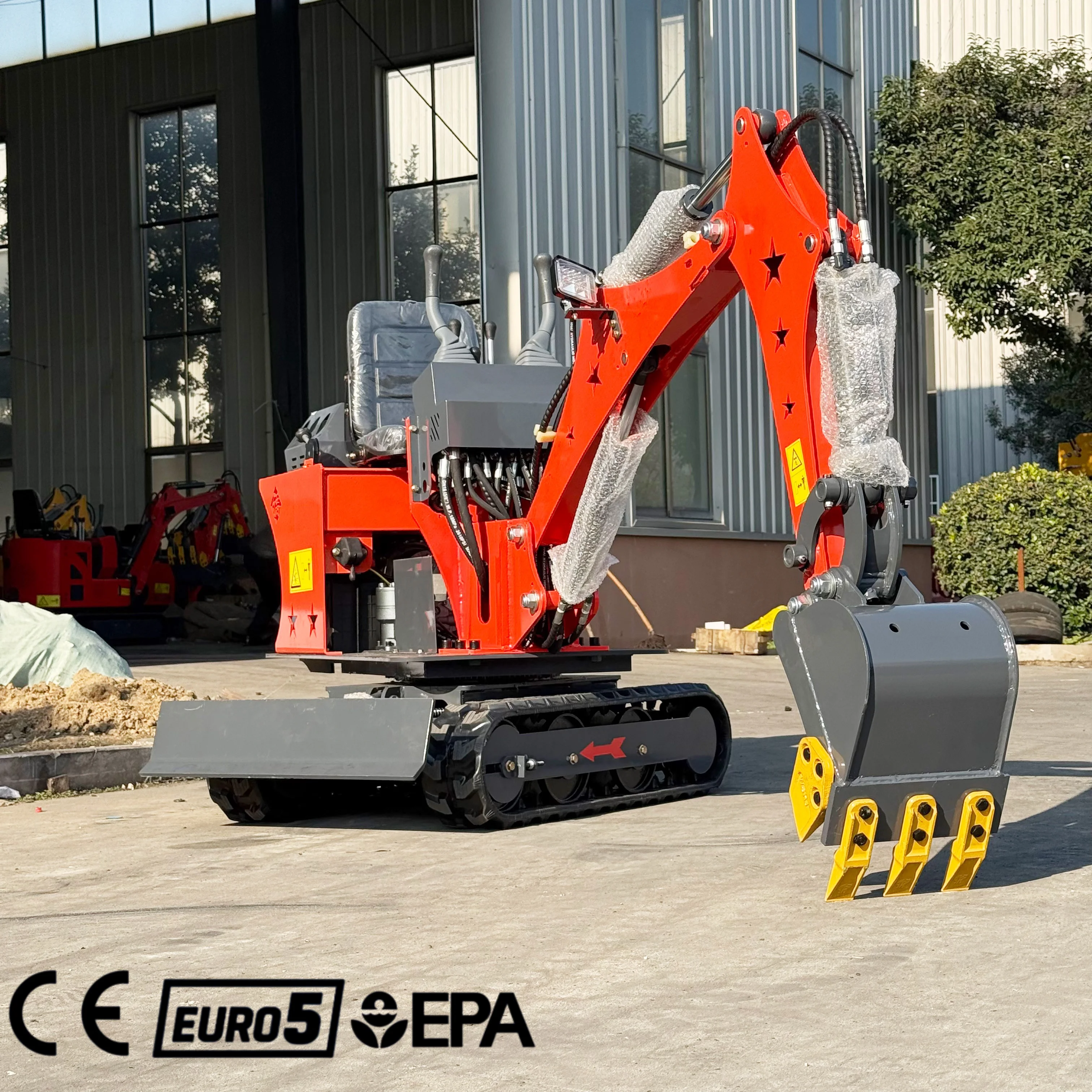 حفارة صغيرة مخصصة 0.8 طن محرك EPA كوبوتا الزاحف حفار صغير حفار صغير 1 طن 2 طن حفارة صغيرة صغيرة للبيع #1