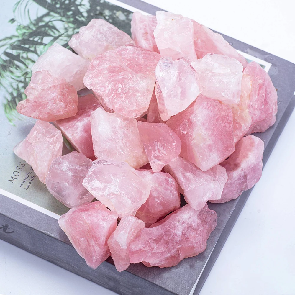 Natural powder crystal rose quartz coarse mineral raw stone mineral crystal mineral specimen room tank decorative landscape raw