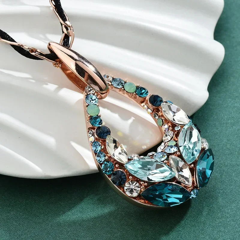 French Retro Rhinestone Statement Water Drop Long Necklace for Women Baroque Crystal Sweater Necklaces & Pendants Jewelry