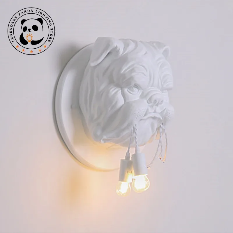 Lámpara de pared de arte Animal nórdico, candelabros modernos de resina negra y perro blanco para decoración del hogar, sala de estar, accesorios de iluminación para habitación de niños