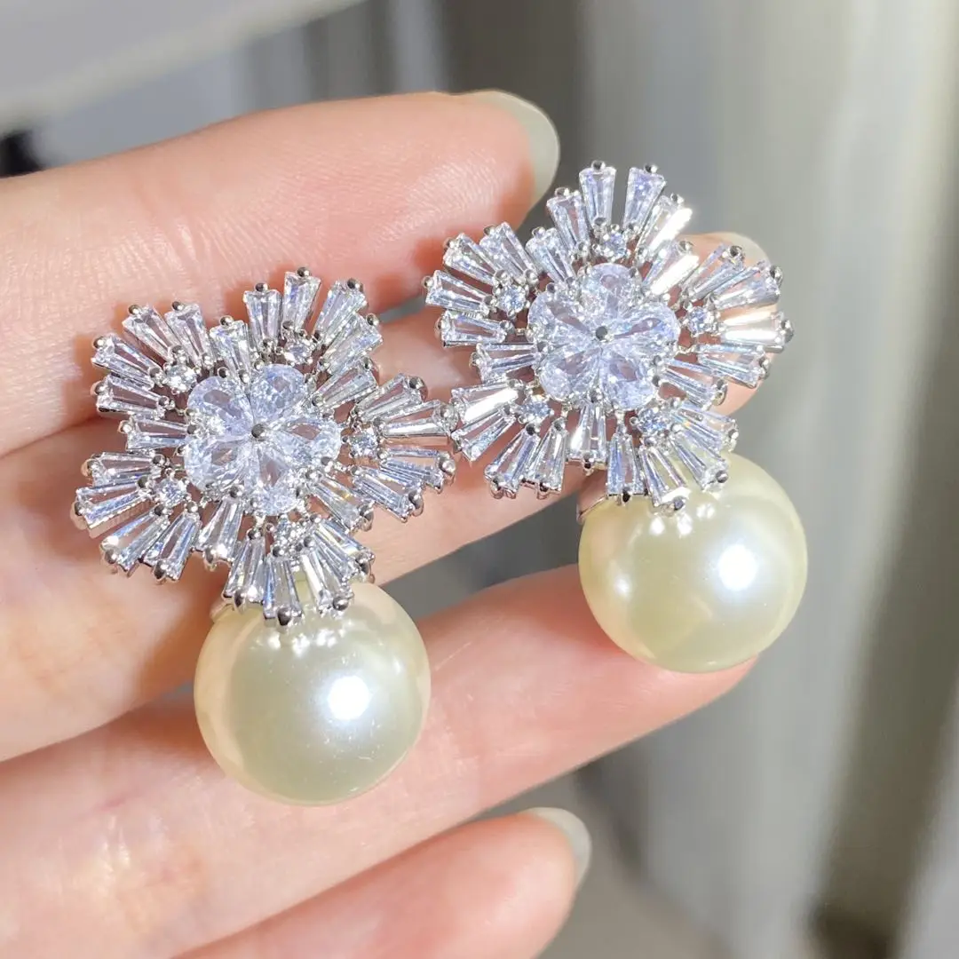 Fashion Imitation Pearl Wedding  Jewelry Elegant Zircnia Crystals Stud Earrings For Women Patry Dress Accessories CE1858