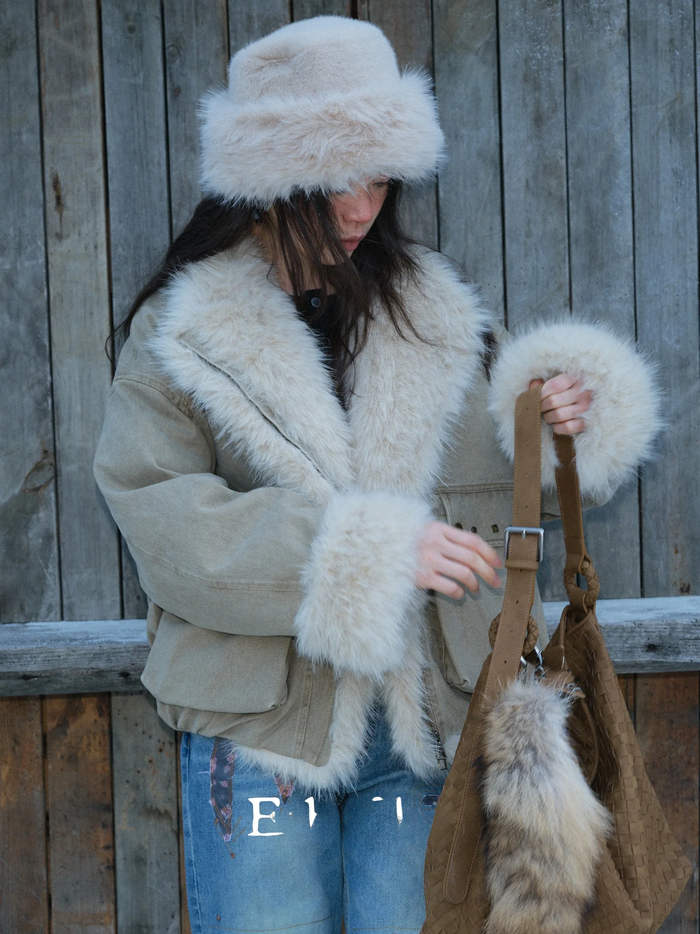 

Шикарный женский пуховик Foggy Forest ort с меховым воротником в стиле ретро, ветрозащитная теплая качественная верхняя одежда, пальто