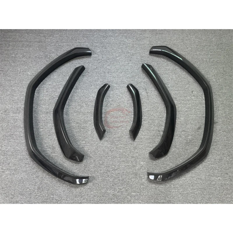 

For Lamborghini URUS S Top Style Dry Carbon Fiber Front Rear Wide- Wheel Eyebrows Body Kit