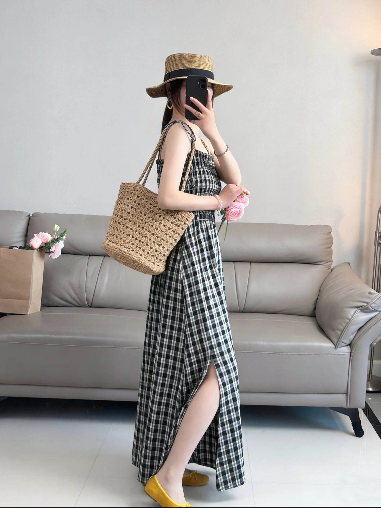 

Black Plaid Strapless Dress Women's Summer 2026 New Retro Waist Cinching Long Split Knee High Skirt Casual Style Polyester Fiber