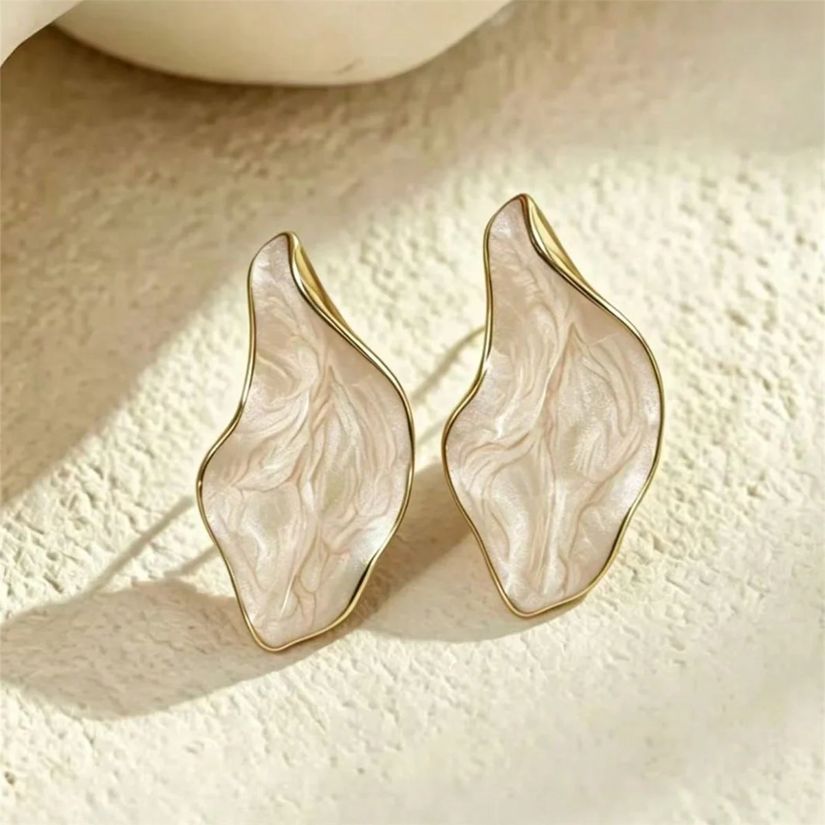 Elegant Old Money Black Enamel Wavy Earrings, Gold Trim Unique Geometric Design, Perfect for Commute, Vacation and Daily Wear
