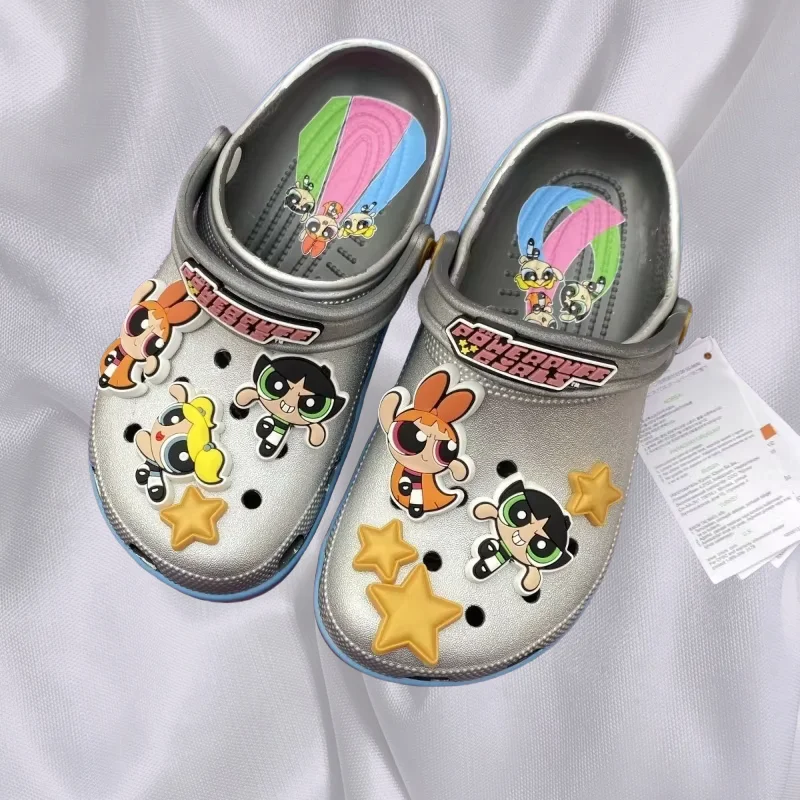 

Feitian little policewoman 2025 summer new hole shoes non-slip soft-soled beach shoes dirt-resistant lightweight casual sandals