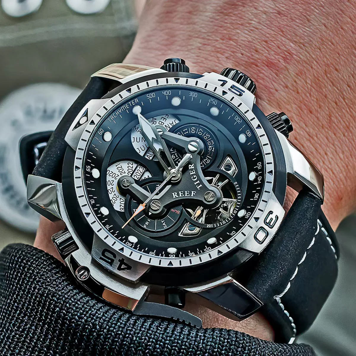 Reef Tiger Men Automatic Watch 46mm Mechanical Wristwatch Luminous Sapphire Perpetual Calendar Multi-Dial Year Month Week Date