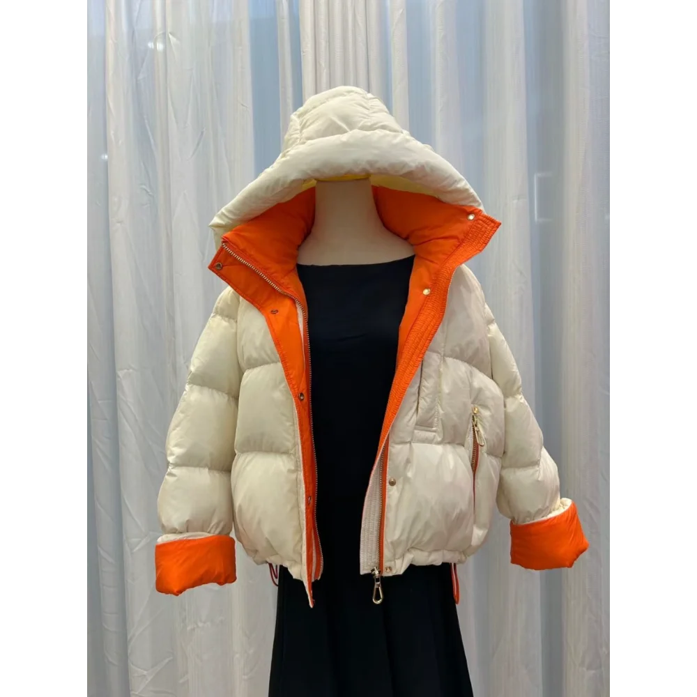 Nueva ropa de invierno para mujer, abrigos cortos ultraligeros holgados con capucha, chaqueta acolchada cálida de colisión de Color plumón de pato blanco