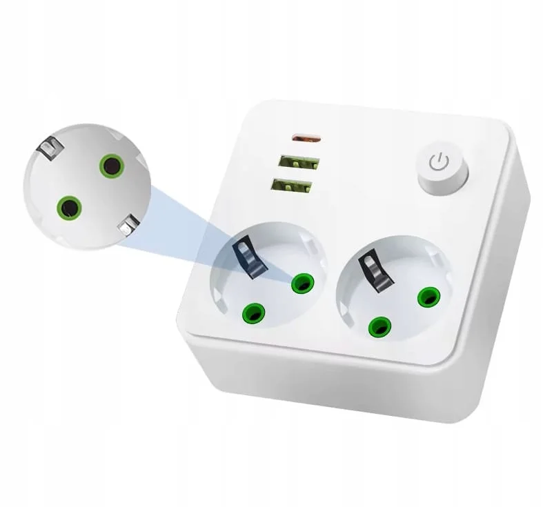 EU Plug Charger Wall Socket Power Strip Extender with 2 AC Outlets 2 USB Ports 1 Type-C Electrical Switch For Home Power Socket