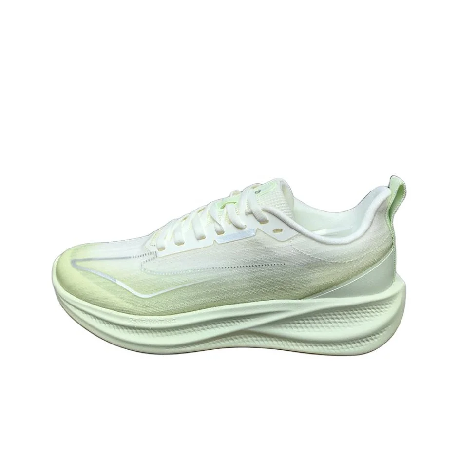 

Erke Abrasion Resistant Slip Resistant Low top Casual Running Shoes Women's White Green 12125203380-002