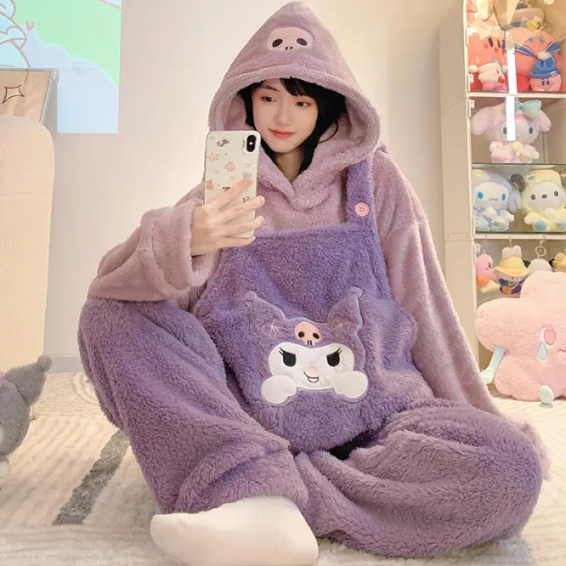 

Теплый домашний комплект Sanrio Kawaii Kuromi для женщин: плюшевая пижама с капюшоном в стиле аниме Melody, зимний фланелевый костюм, ночная одежда больших размеров с мультяшным принтом