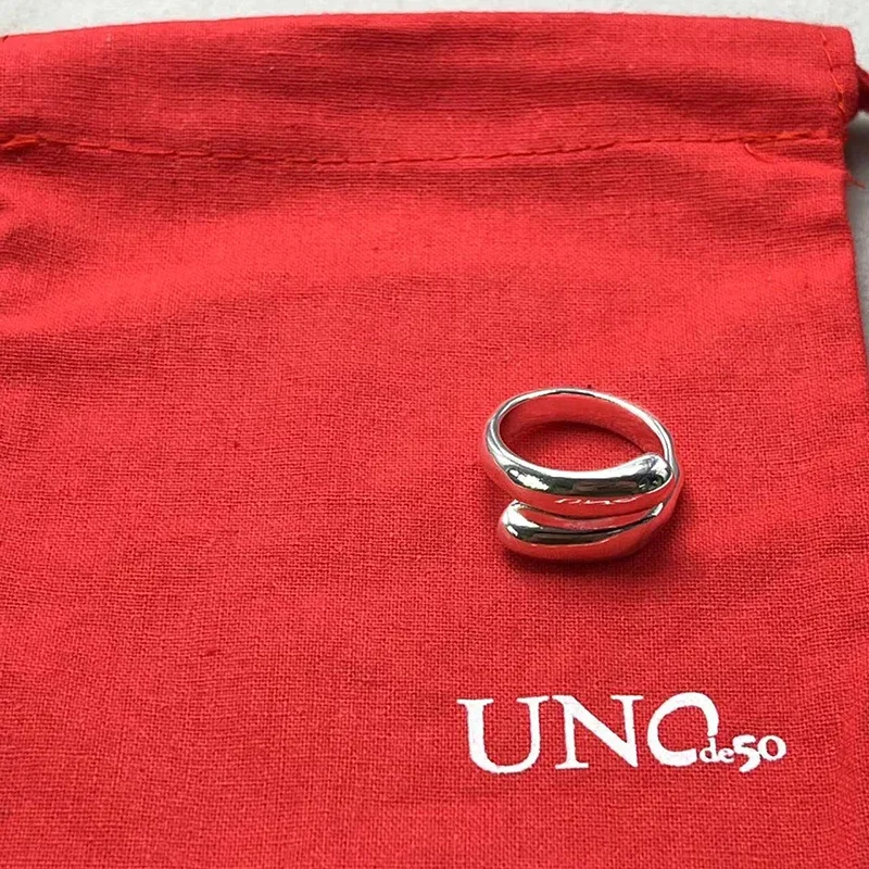 UNode50 cincin wanita, tas hadiah perhiasan liburan romantis indah mode Eropa dan Amerika 2023