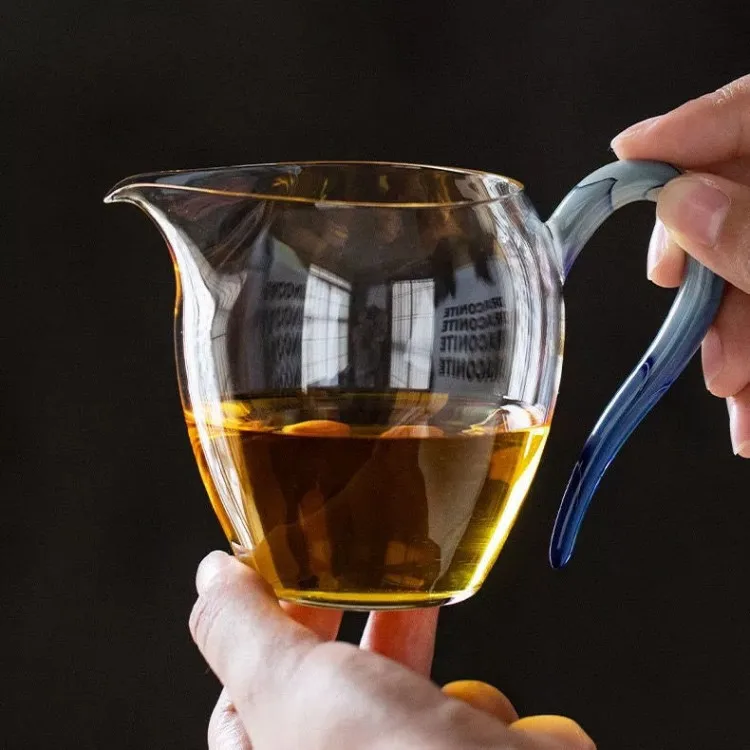 

300Ml Fair Cup - Premium Glass Tea Pitcher with Anti-Scald Handle V-Shaped Pouring Design Perfect for Home and Kitchen Use