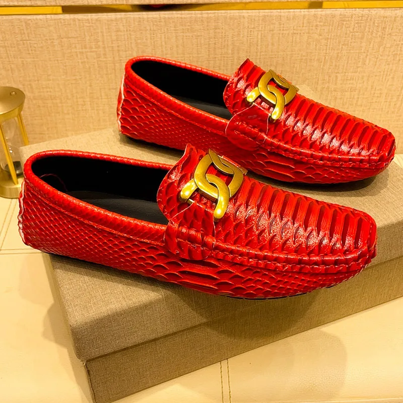 2026 Luxury Crocodile Print Men Leather Moccasins Driving Shoes Fashion Loafers Flats Men Party Casual Shoes Chain Buckle 38-46