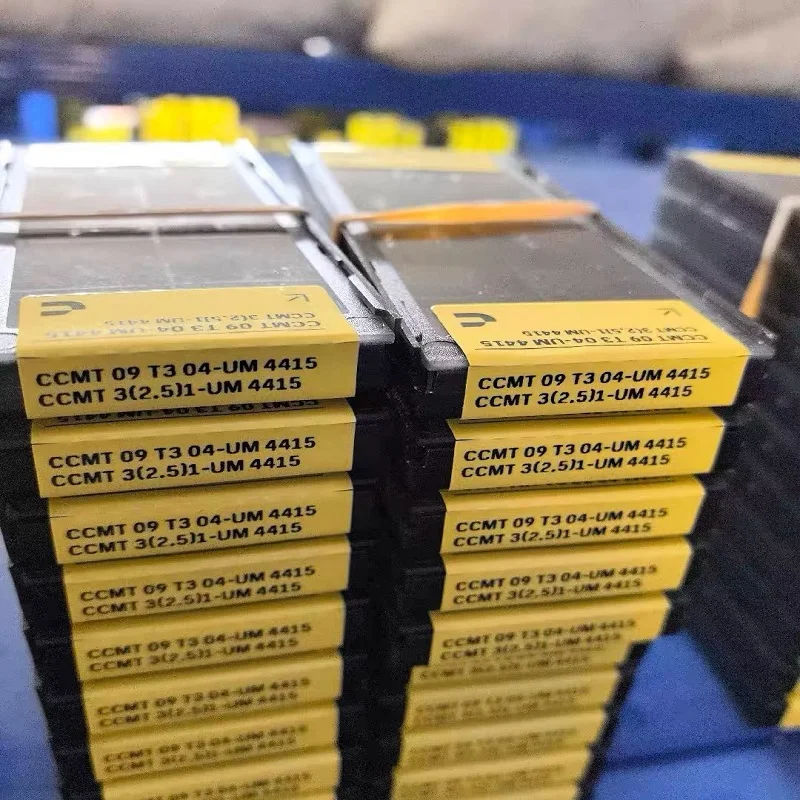 

CNC blade CCMT09T304-UM 4415