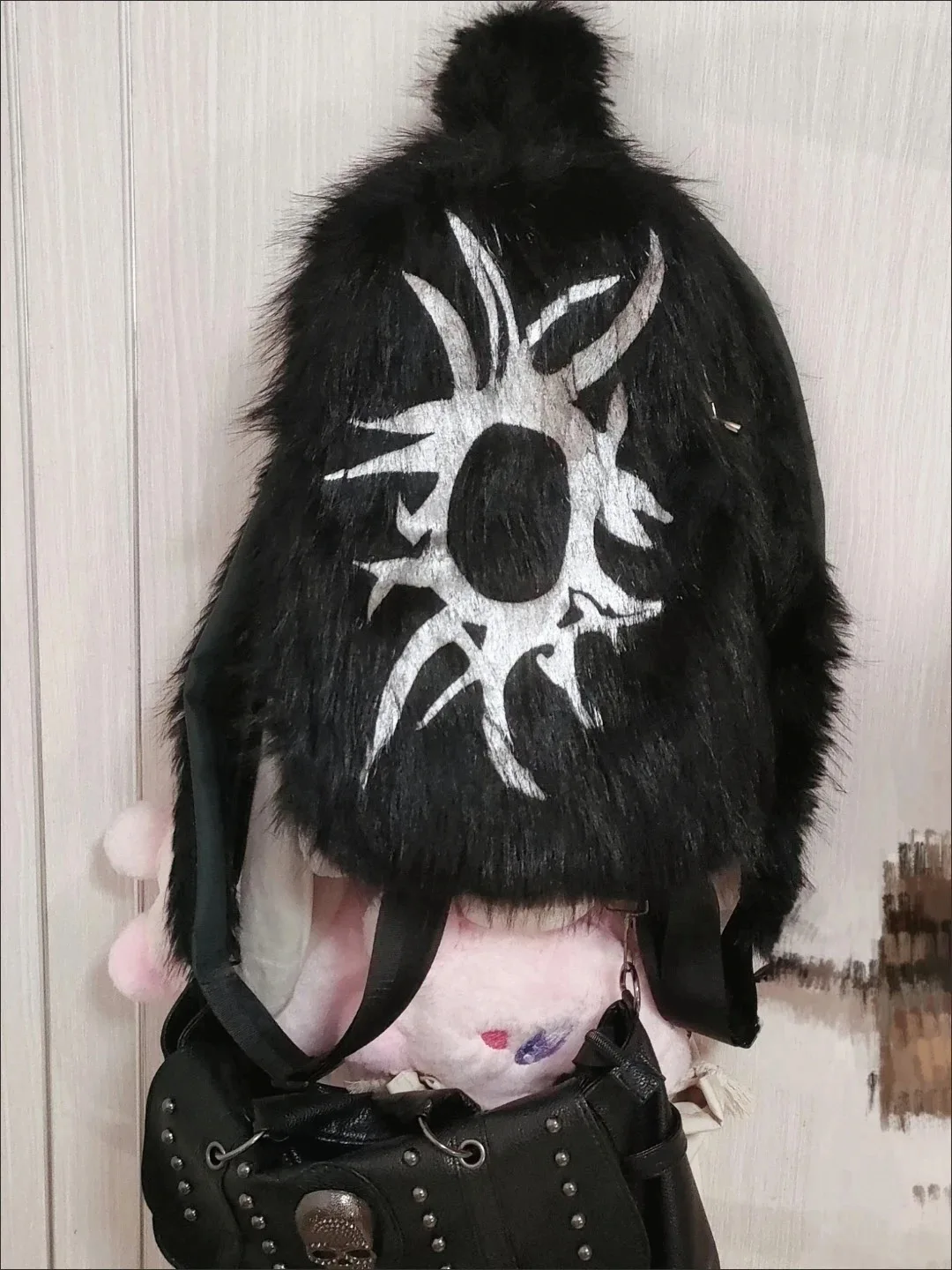 Unisex Black Fur Backpack Large Capacity Winter Fashion Backpacks Imitation Raccoon Print Plush Bag Frurry Hiphop School Bags