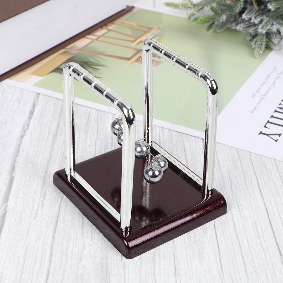 

Newton Bumper Ball Pendulum Science Teaching Model Home Office Decor Physics Class Toy Educational Newton Balls